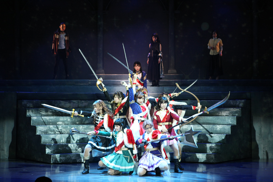Revue Starlight stage play